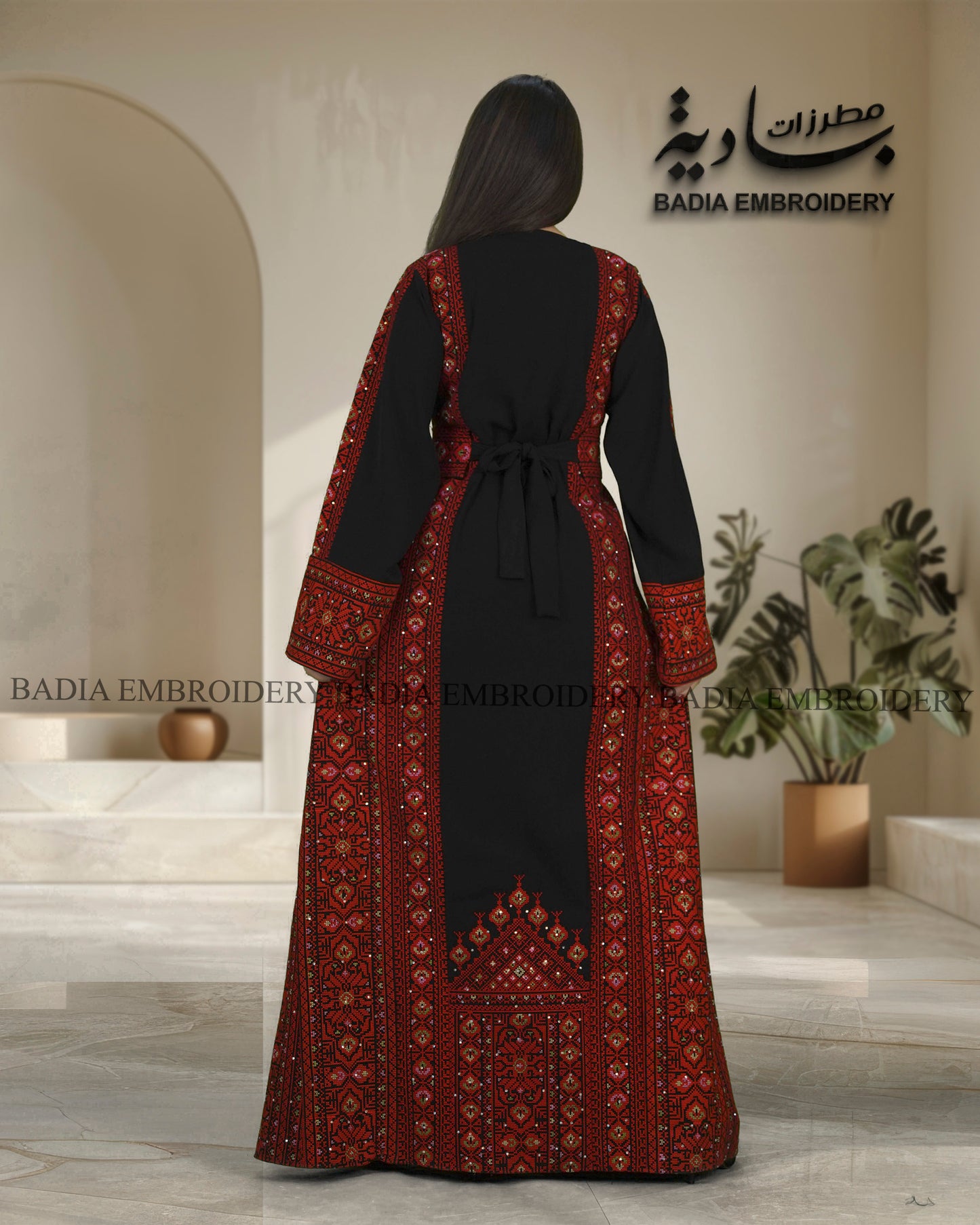 Elegant Black & Red Thobe