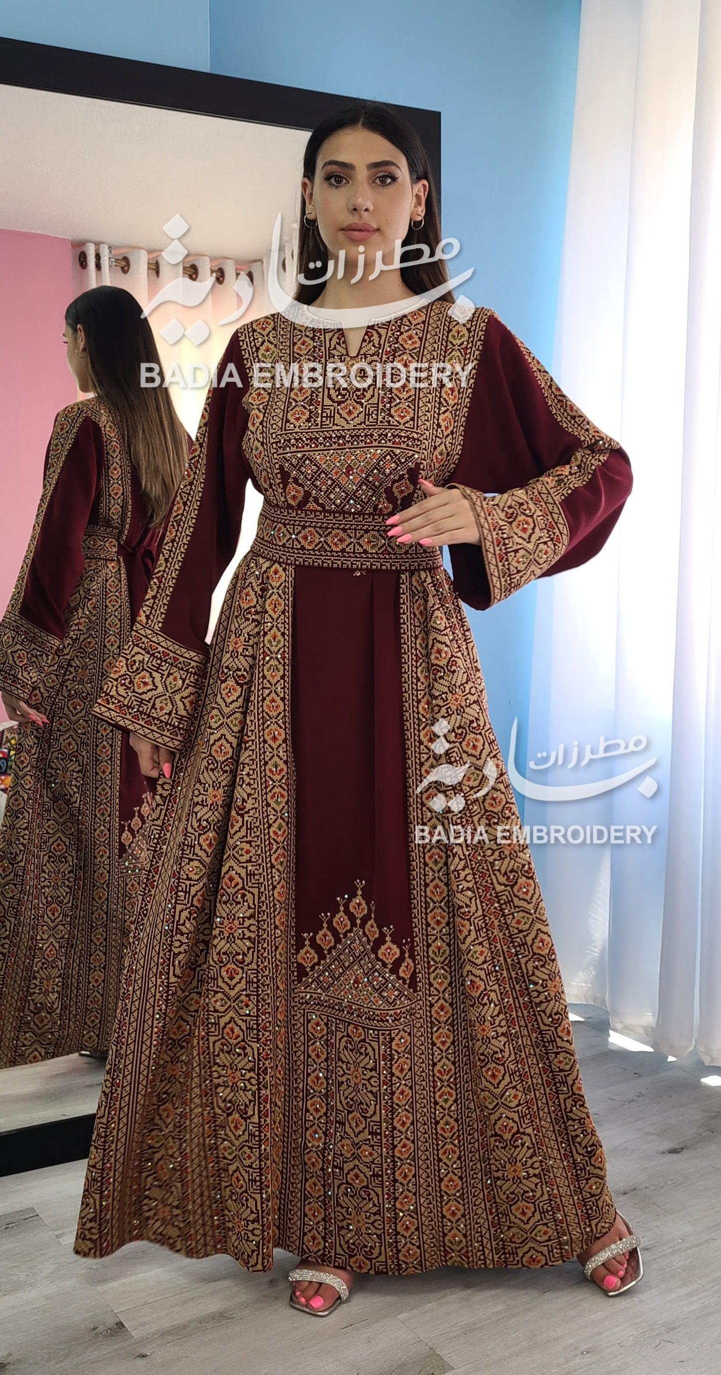 Elegant Burgundy & Gold Thobe