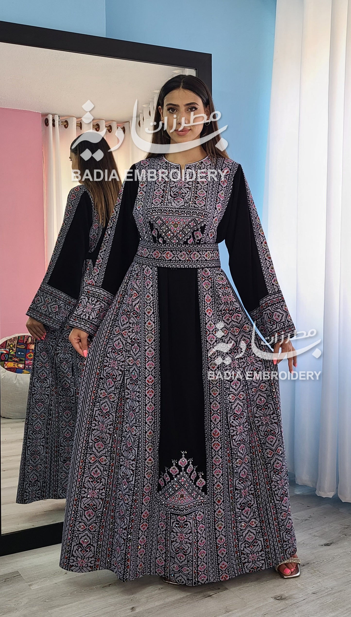 Elegant Black & Dark Blue Thobe
