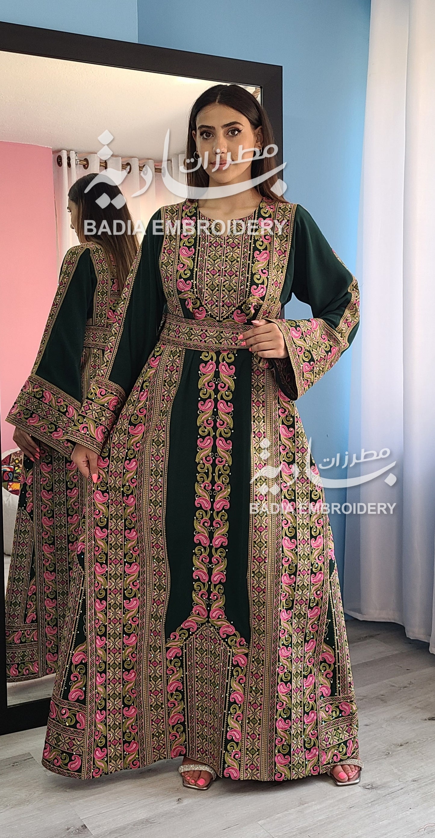Elegant Green & Gold Thobe