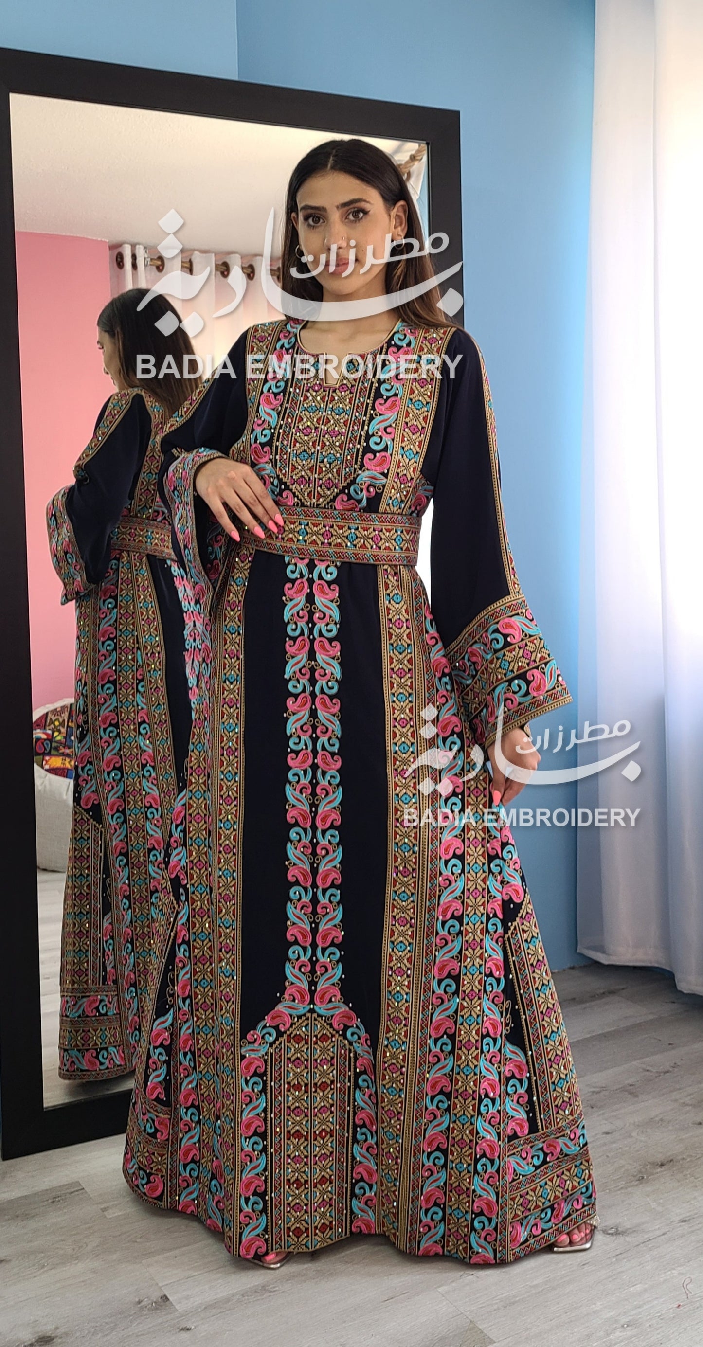 Elegant Blue & Gold Thobe