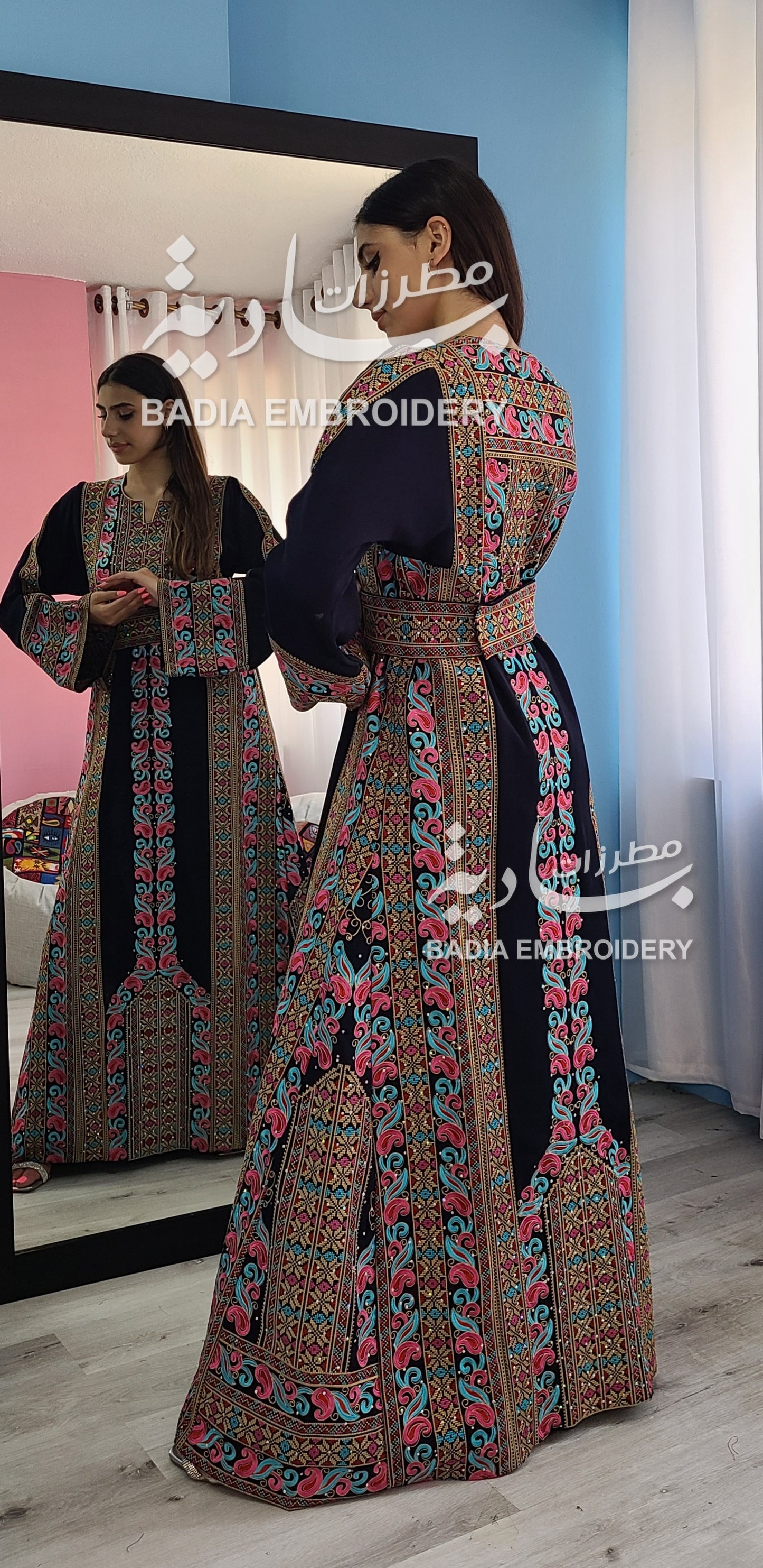 Elegant Blue & Gold Thobe