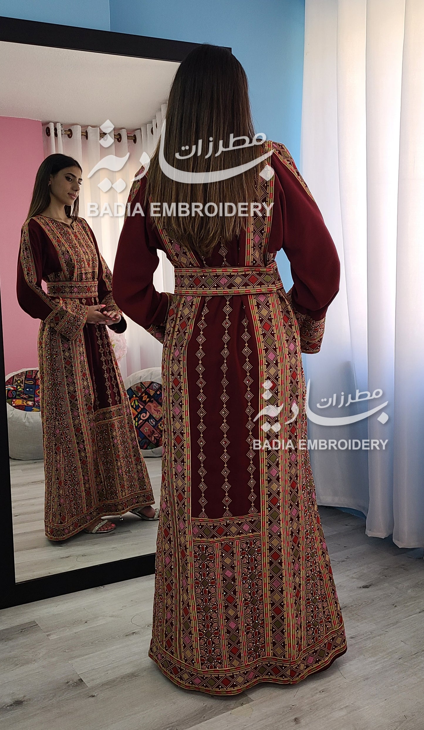 Elegant Burgundy & Gold Thobe
