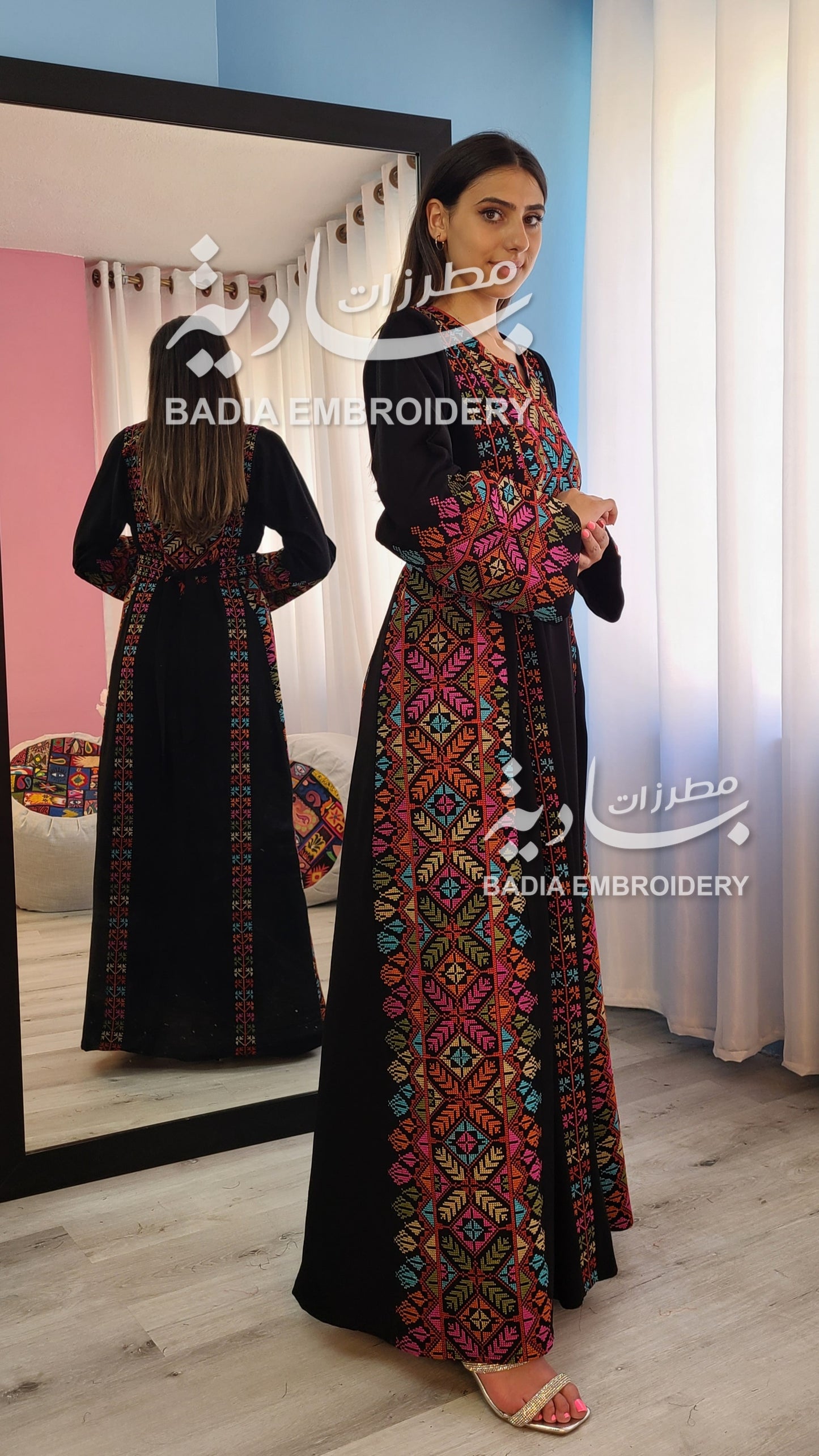 Beautiful Multi Color Thobe Red Based