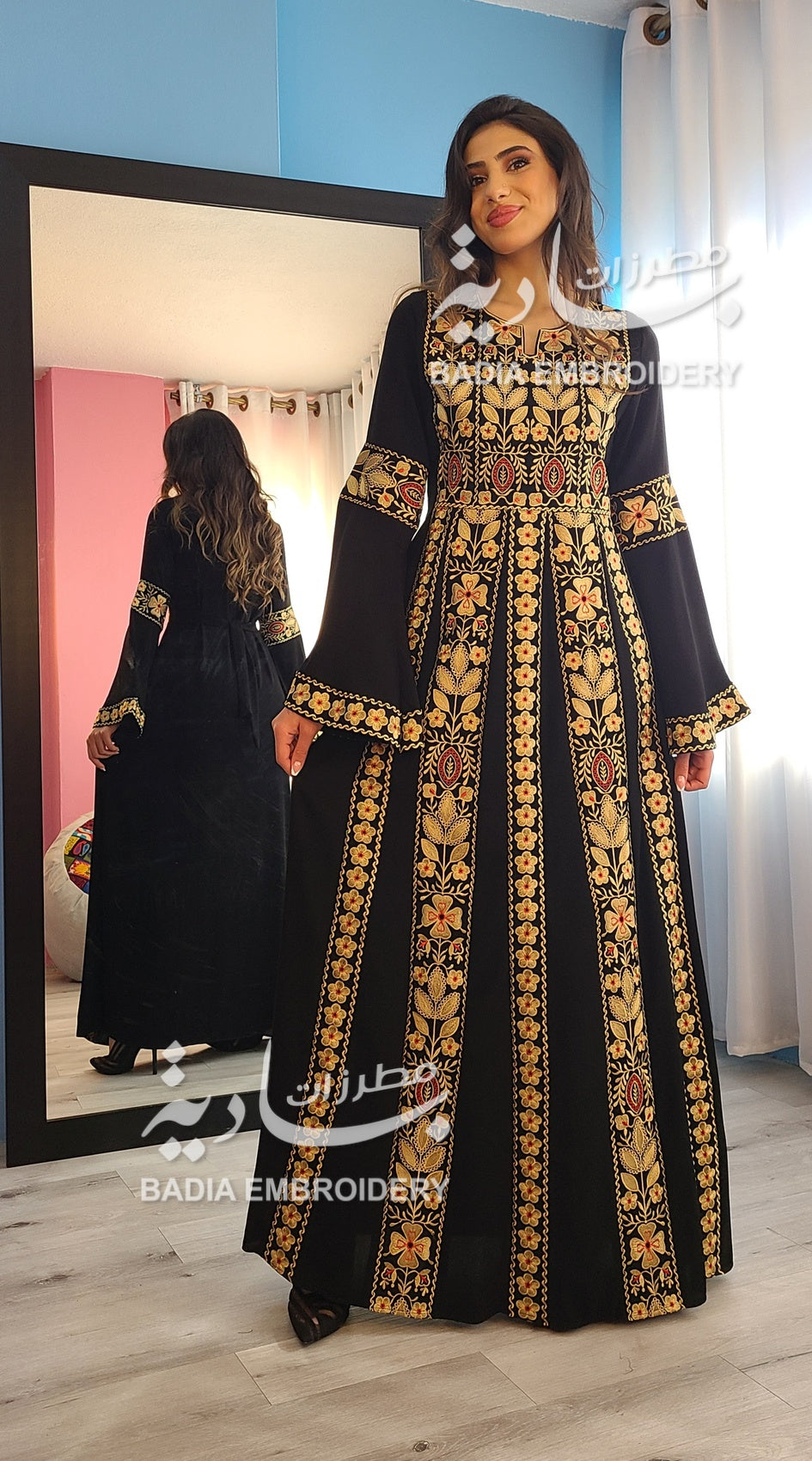 Beautiful Traditional Gold Thobe