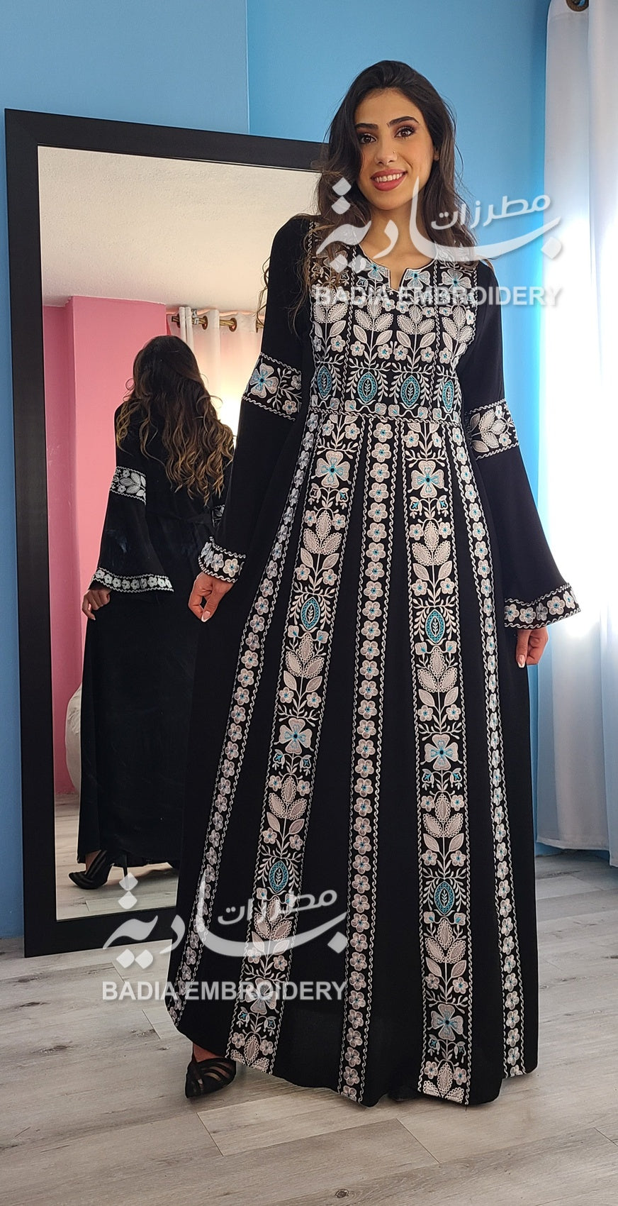 Beautiful Traditional Sliver Thobe