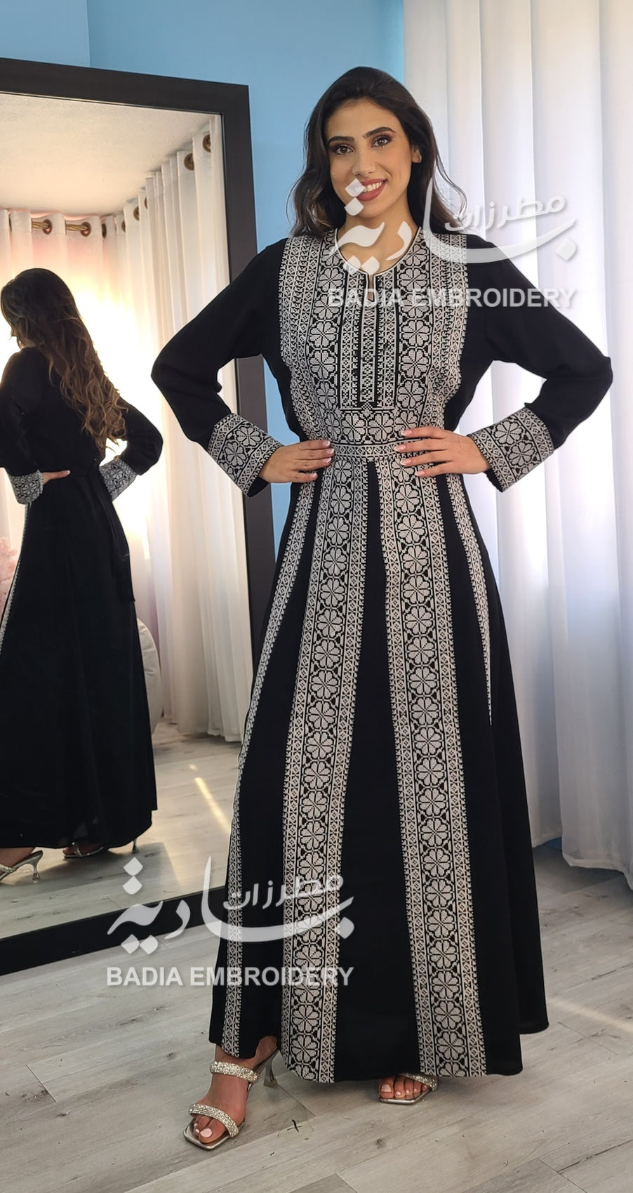 Beautiful Traditional Sliver Thobe