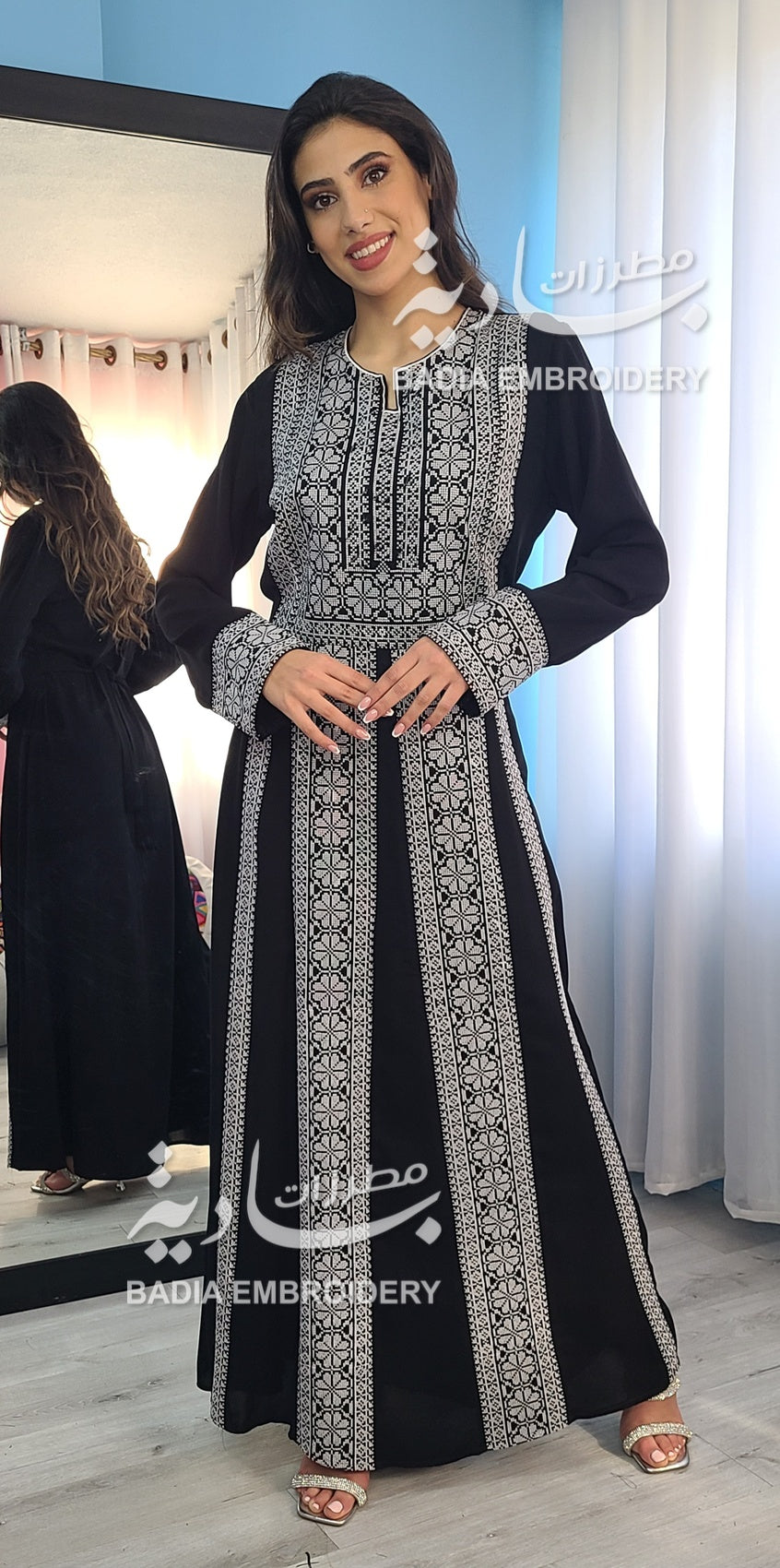 Beautiful Traditional Sliver Thobe