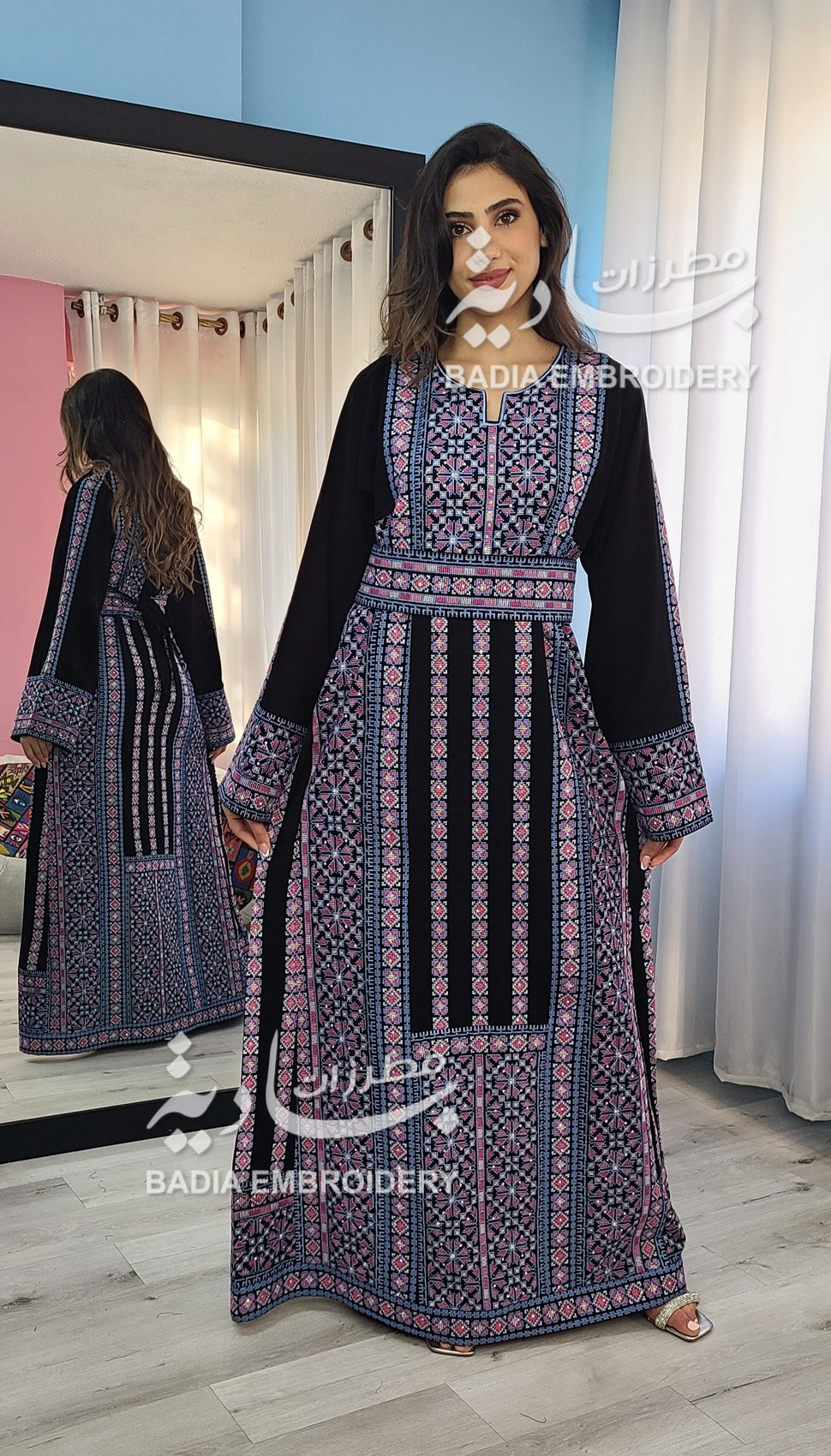 Elegant Black & Blue Thobe