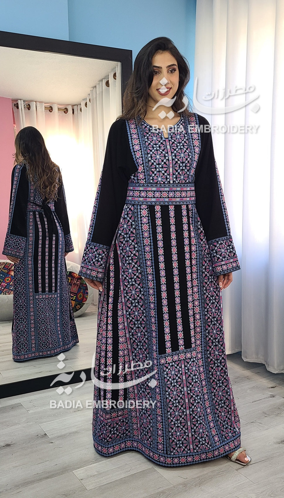 Elegant Black & Blue Thobe