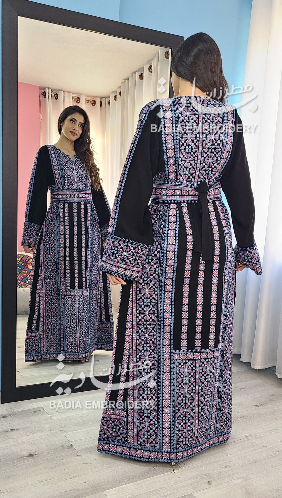 Elegant Black & Blue Thobe