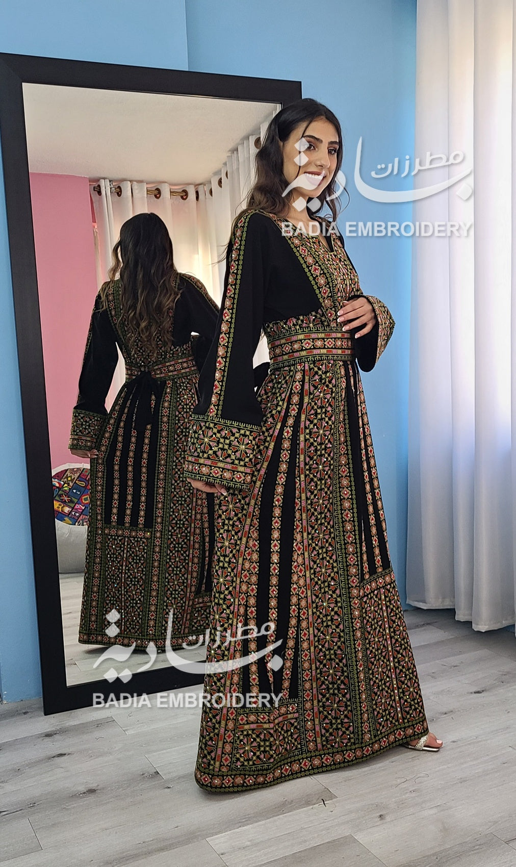 Elegant Black & Green Thobe