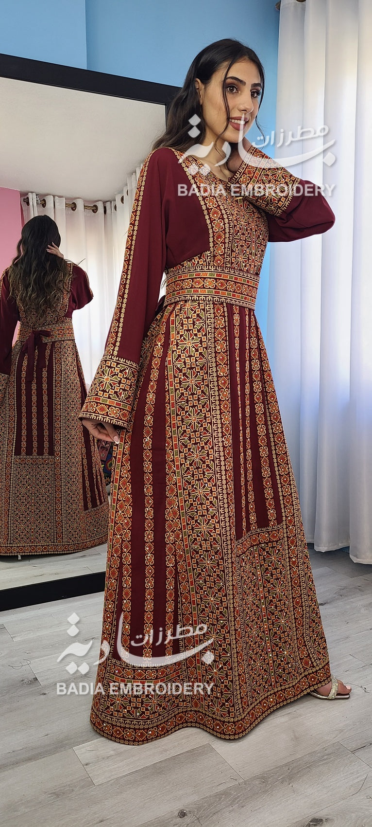 Elegant Burgundy & Gold Thobe