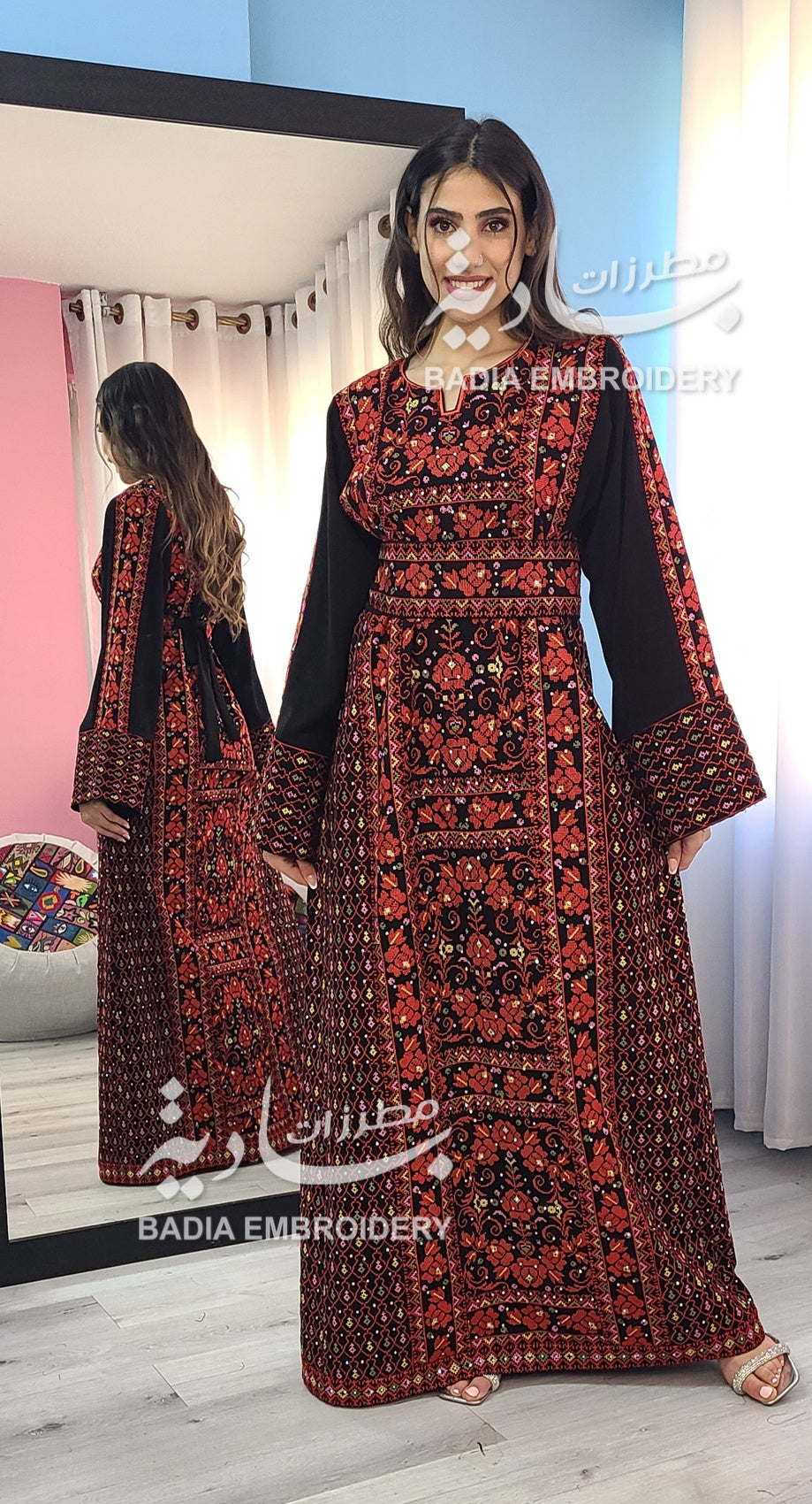 Elegant Black & Red Thobe