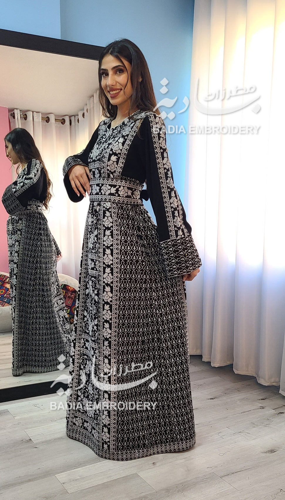 Elegant Black & Solid silver Thobe