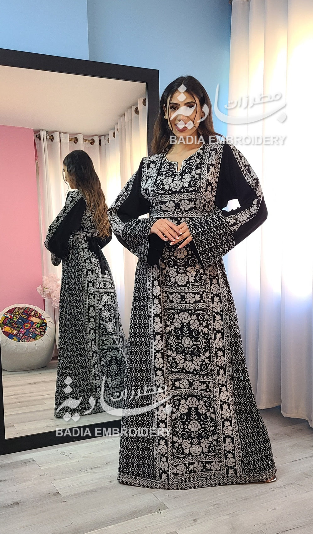 Elegant Black & Solid silver Thobe