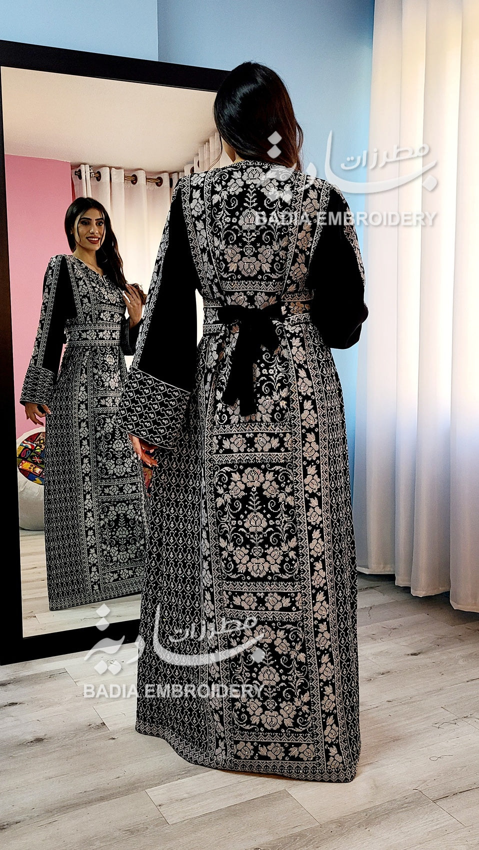 Elegant Black & Solid silver Thobe