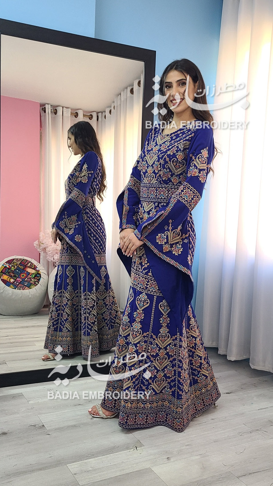 Elegant Navy Blue & Gold Mermaid Thobe
