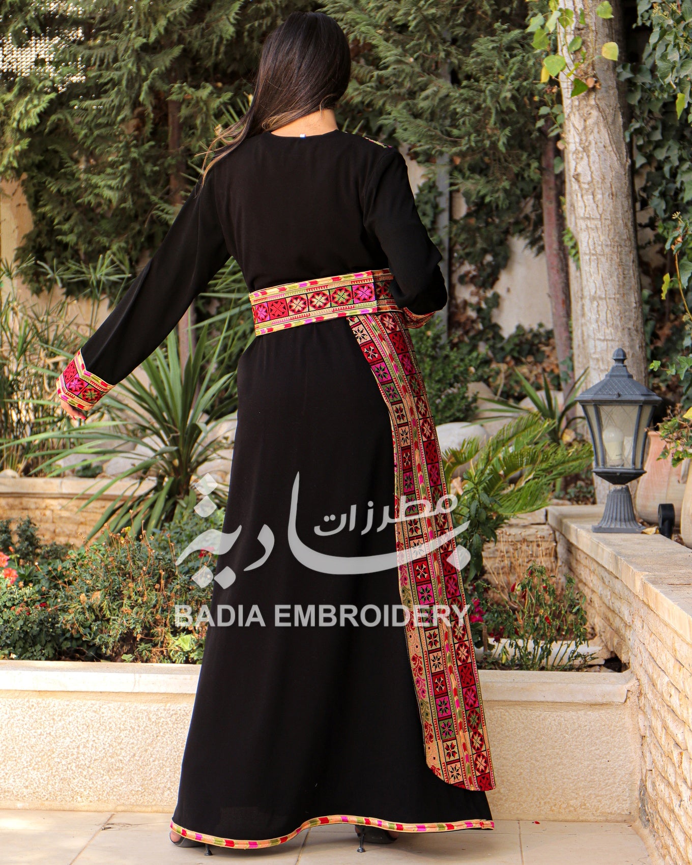 Elegant Colored Black Thobe