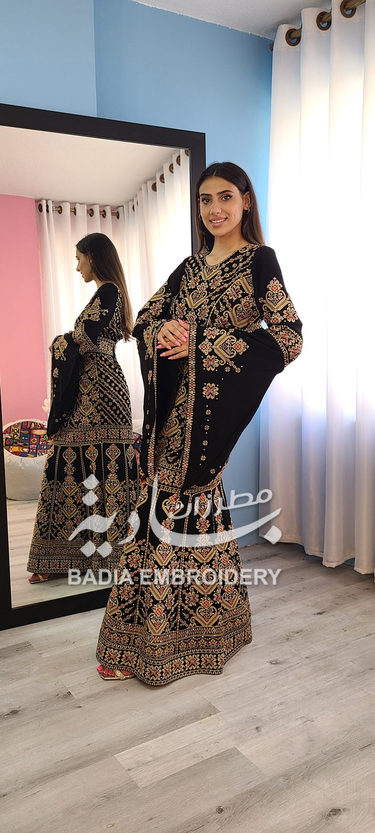 Elegant Black & Gold Mermaid Thobe