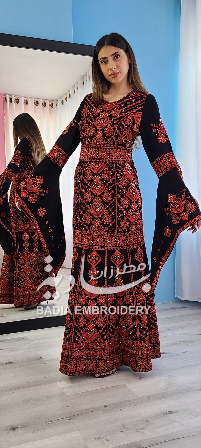 Elegant Black & Red Mermaid Thobe