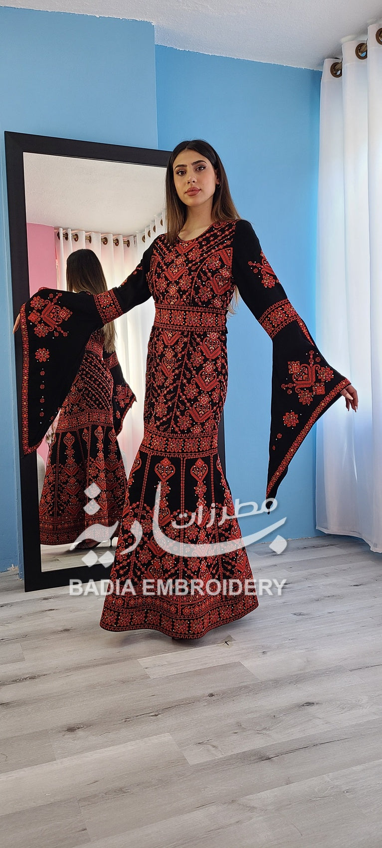 Elegant Black & Red Mermaid Thobe