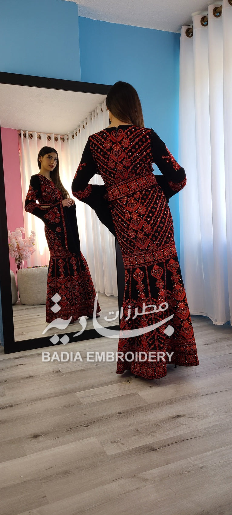 Elegant Black & Red Mermaid Thobe