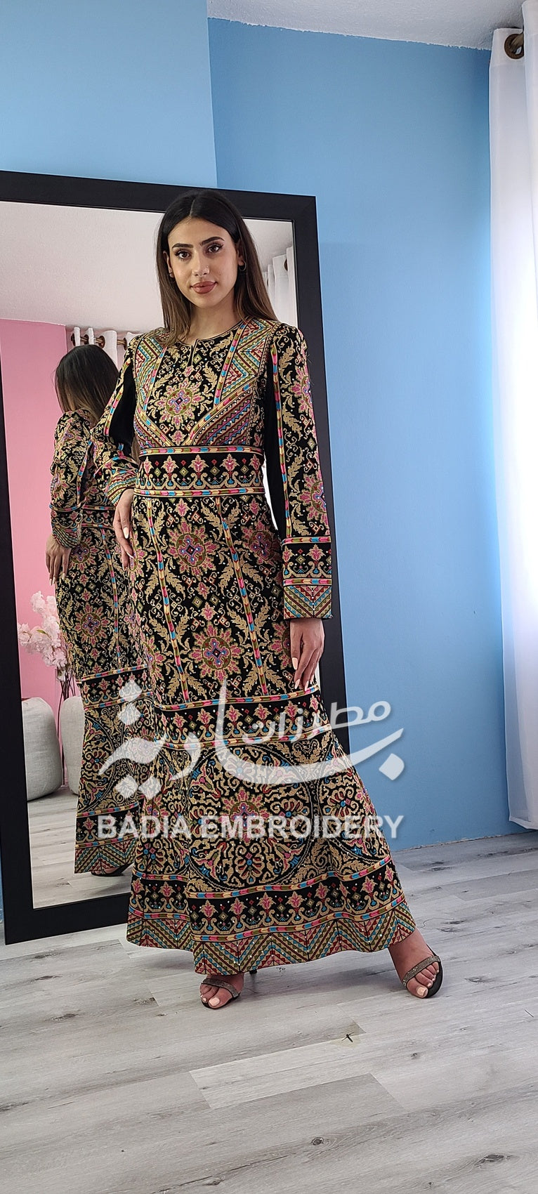 Elegant Black & Gold Mermaid Thobe
