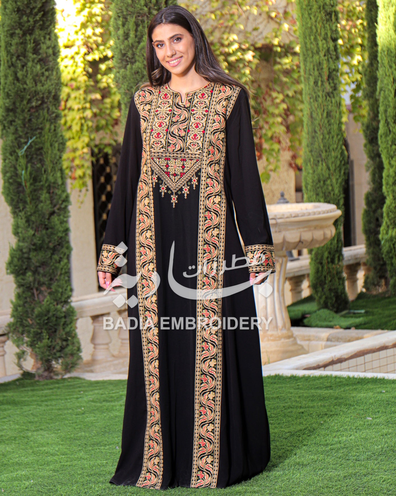 Beautiful Traditional Gold Thobe