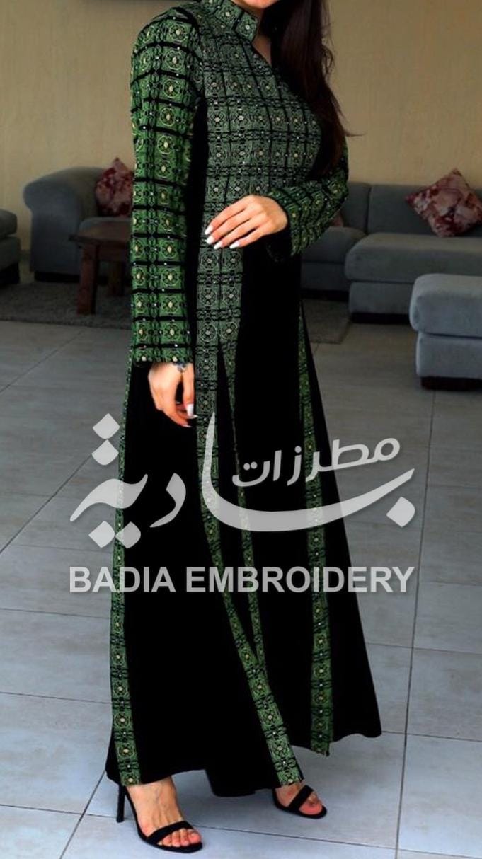 Elegant Black & Green Thobe