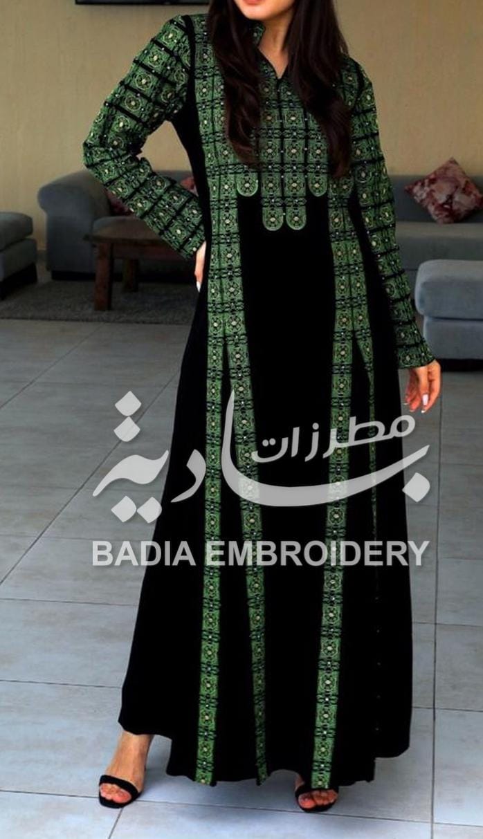 Elegant Black & Green Thobe