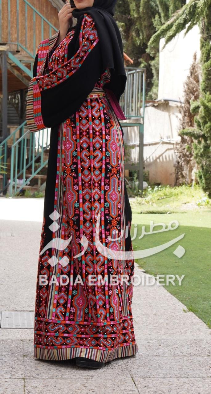 Elegant Black with Multi Color Thobe