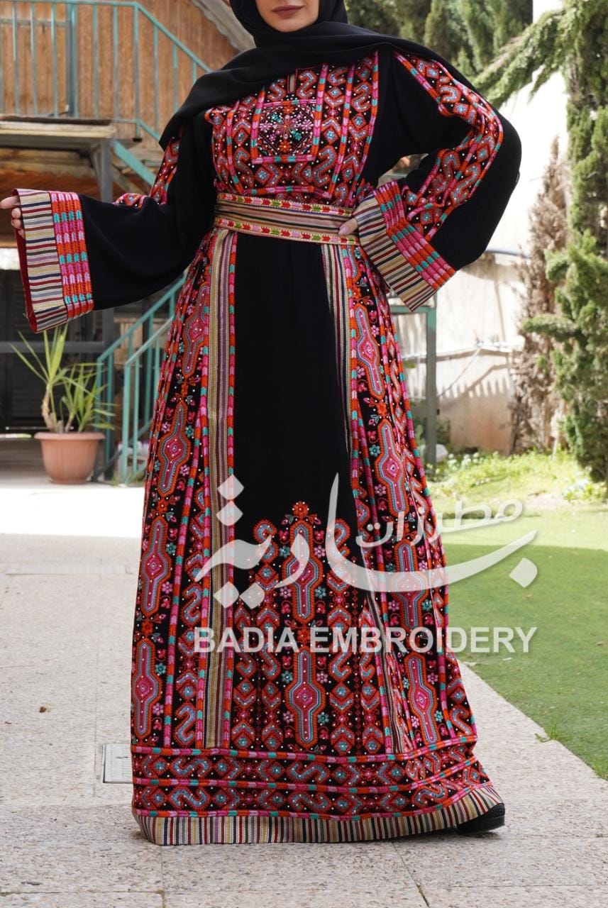 Elegant Black with Multi Color Thobe