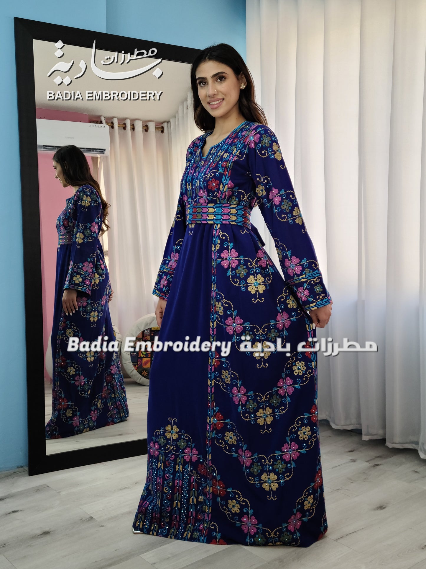 Elegant Dark Blue Roses Thobe