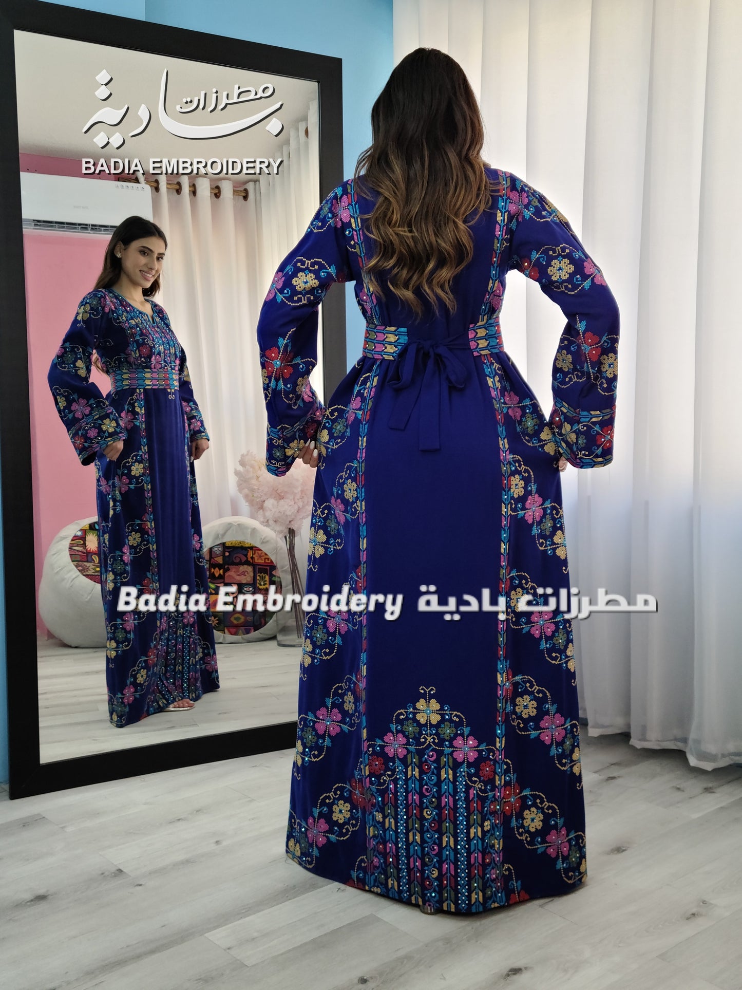 Elegant Dark Blue Roses Thobe