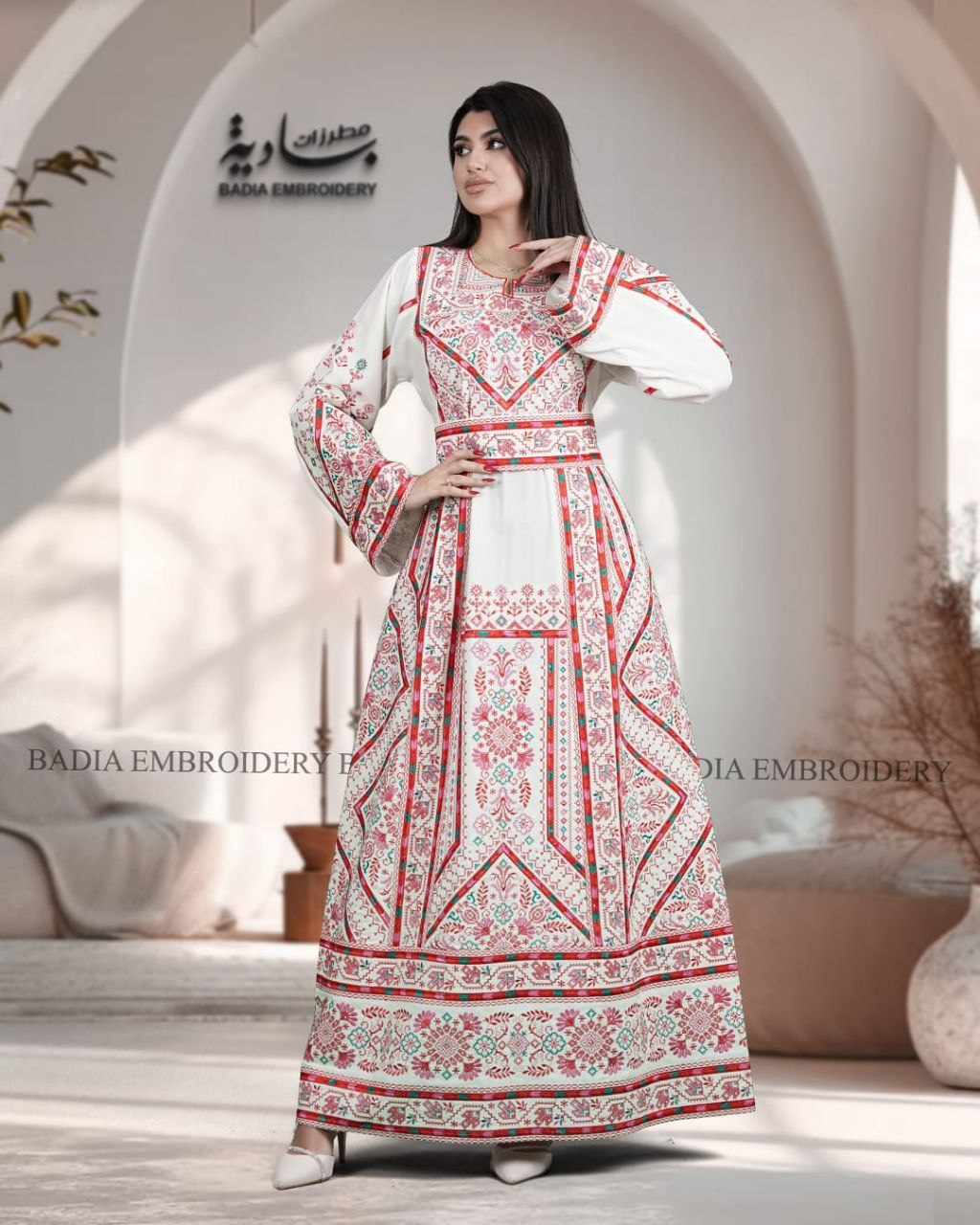 Elegant White & Red Thobe