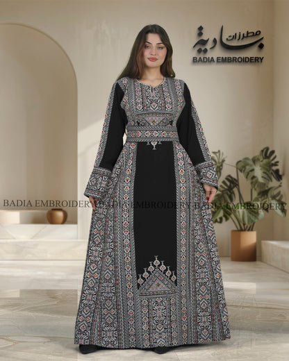 Elegant Black & White Thobe