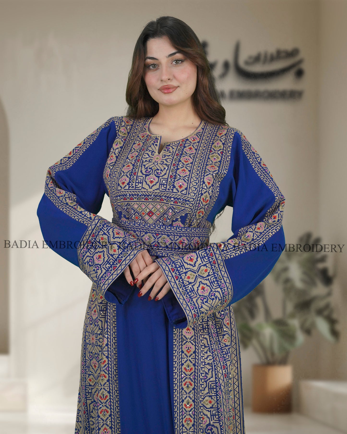 Elegant Navy Blue & Gold Thobe