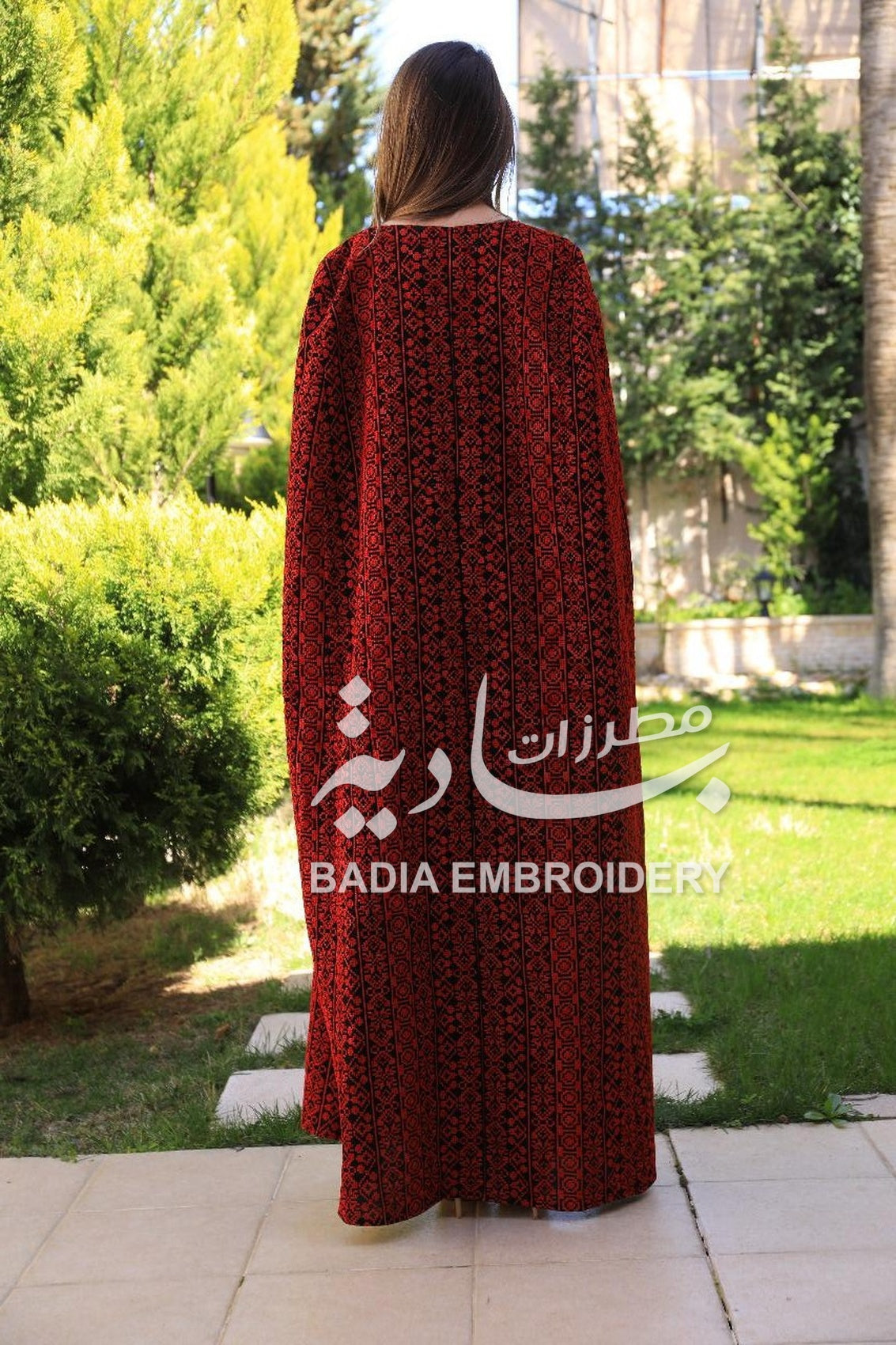 Elegant Red Abaya Bisht