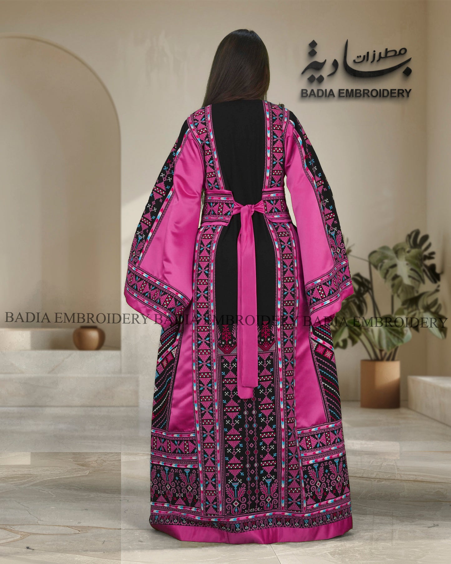 Elegant Thobe With Saya / Satin & Reversible Belt