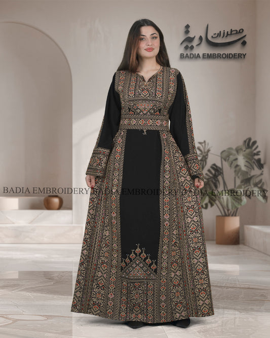 Elegant Black & Gold Thobe