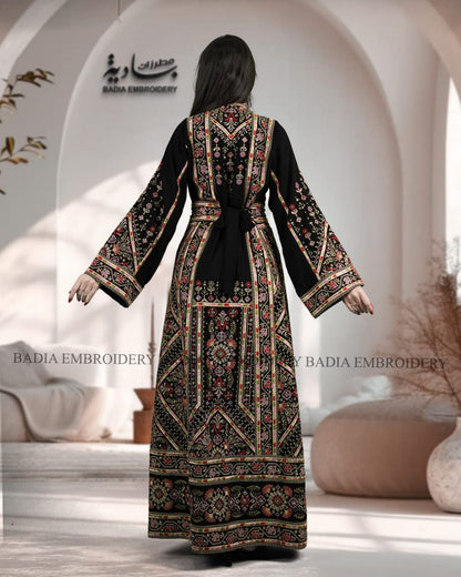 Elegant Black & Gold Thobe